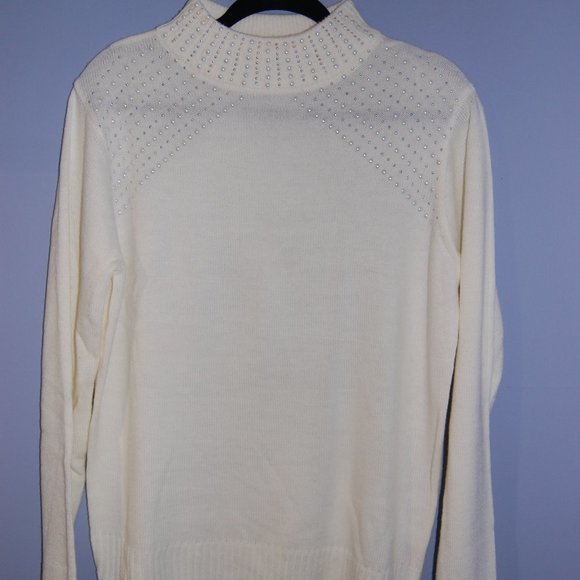 Juicy couture, NWOT, embellished sweater - Picture 1 of 8